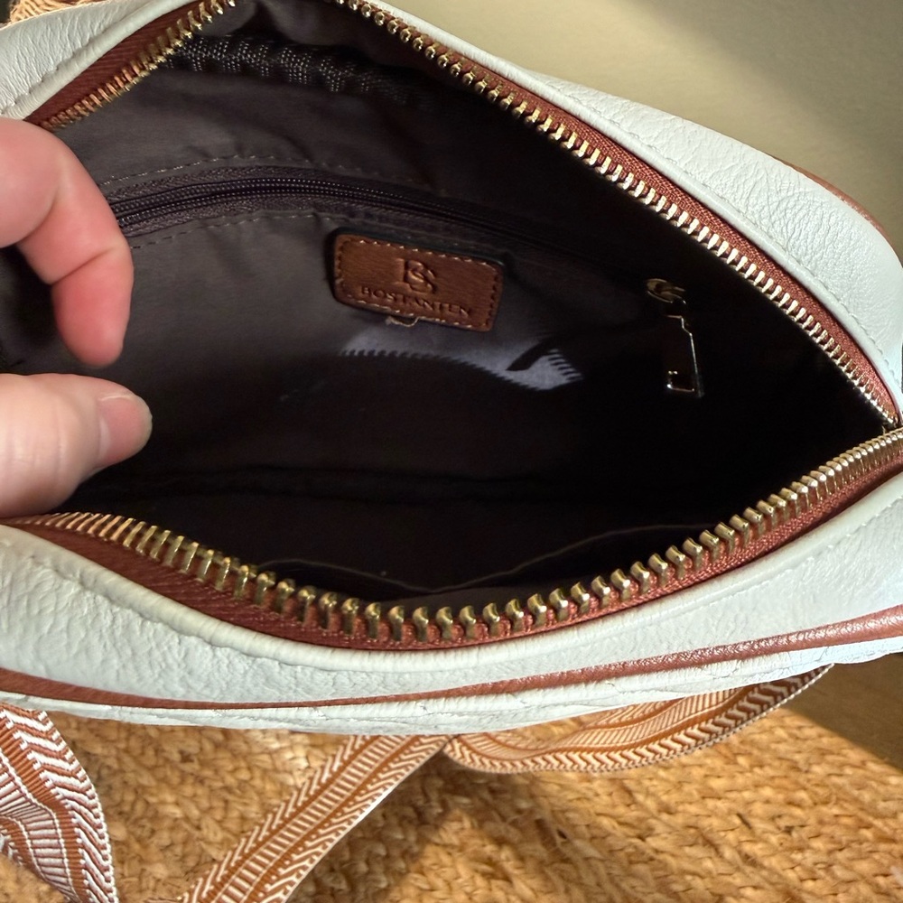 Bostanten Quilted Crossbody Bag in White and Brown - Picture 6 of 9